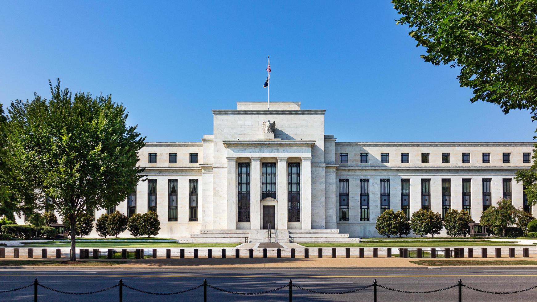 Banks & Financial Institutions
