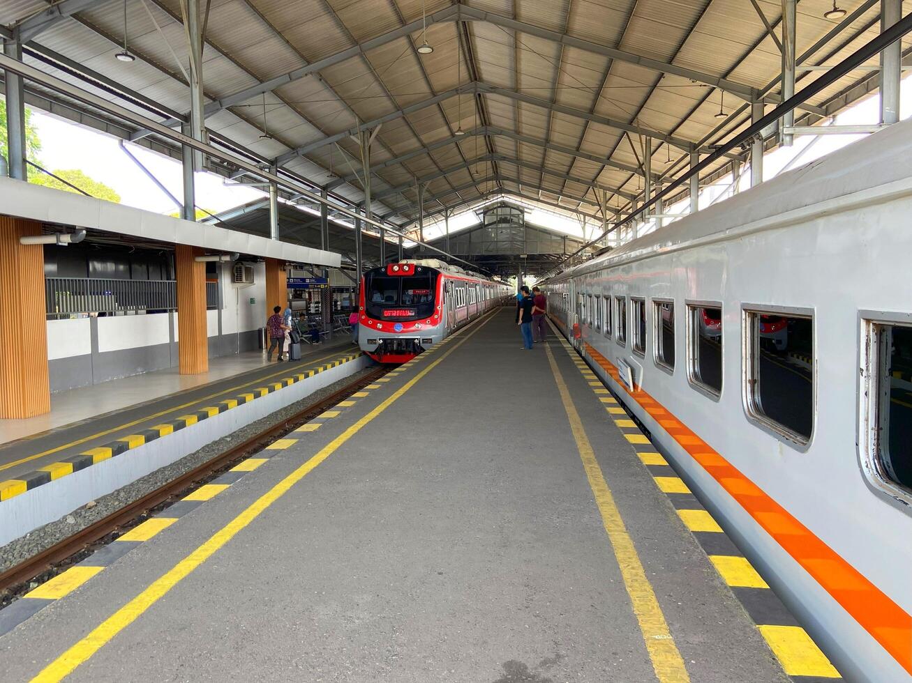 Bus/Train Stations