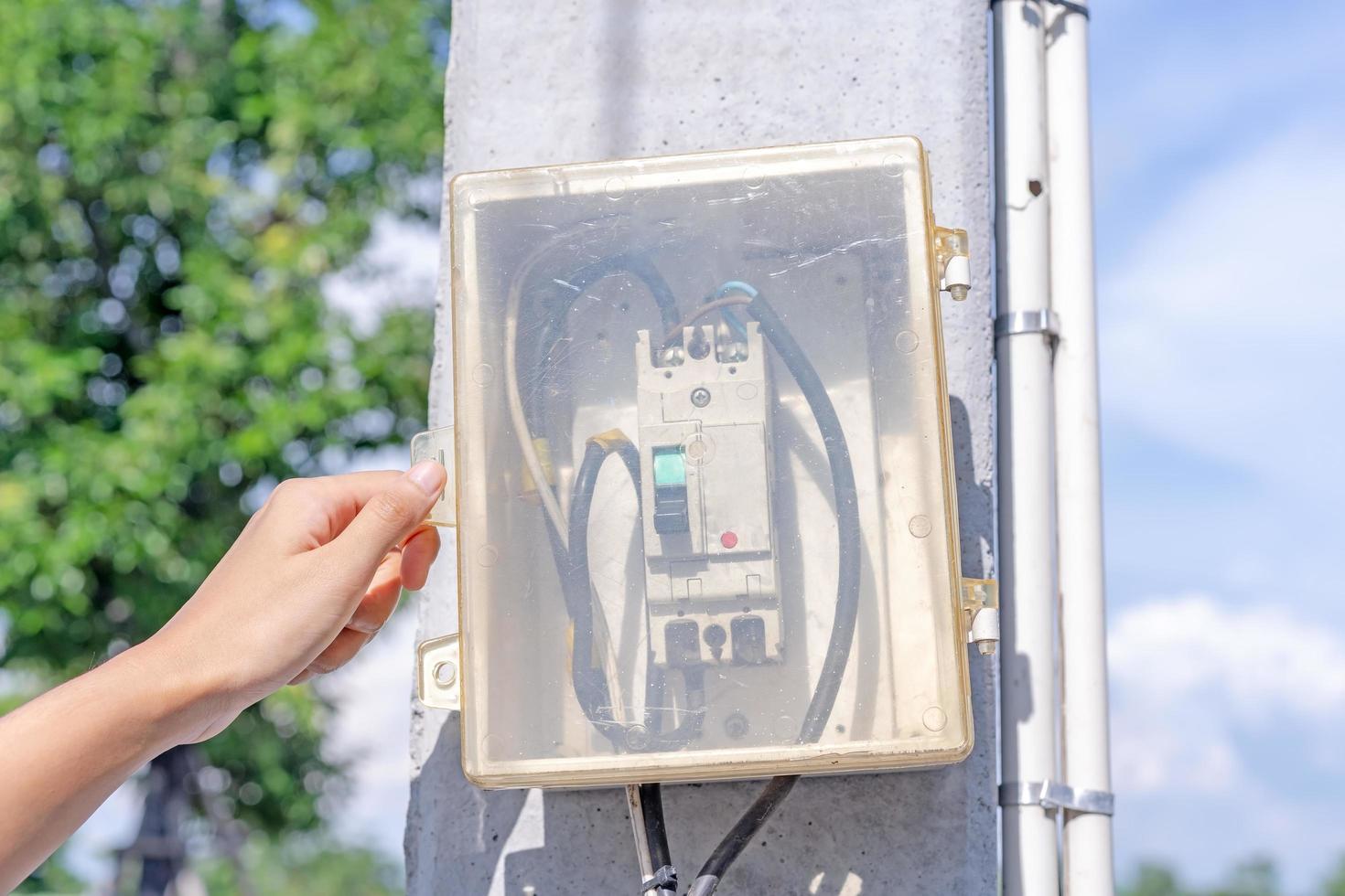 Circuit Breaker Replacement