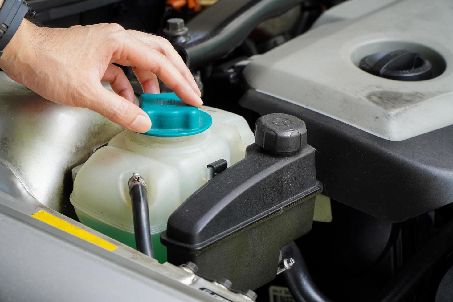 Power Steering Fluid Flush