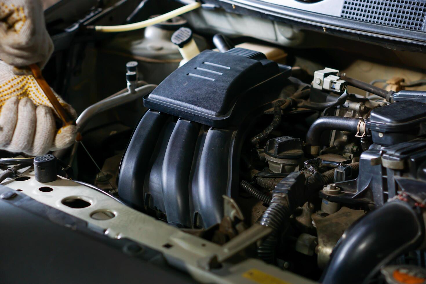 Tire Shine & Engine Bay Cleaning