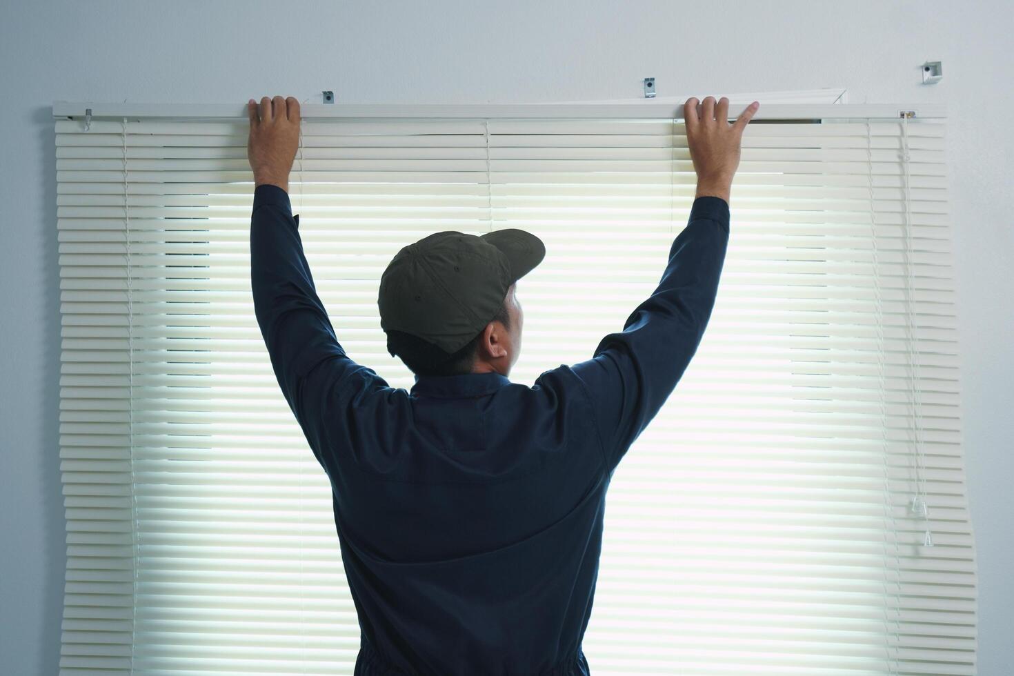 Window Blinds Installation